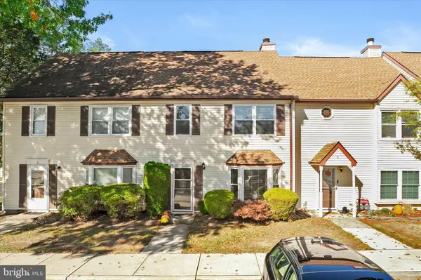 4 INDEPENDENCE CT
