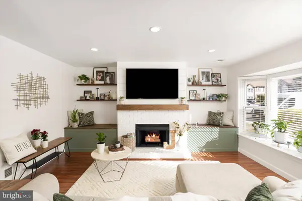4 INDEPENDENCE CT, Jackson, NJ 08527