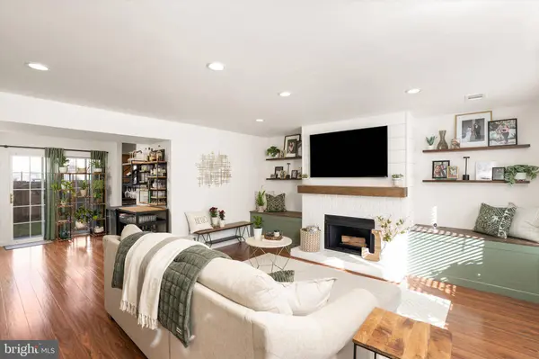 4 INDEPENDENCE CT, Jackson, NJ 08527