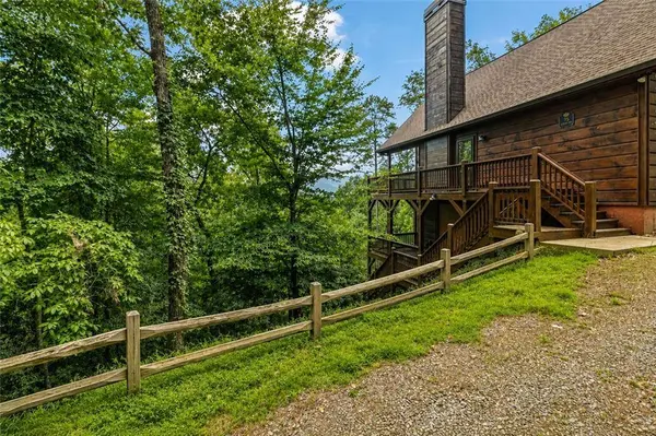 73 Rosiey LN, Blue Ridge, GA 30513