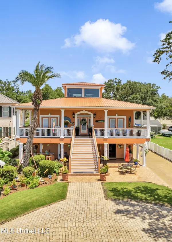 1456 Beach Boulevard, Biloxi, MS 39530