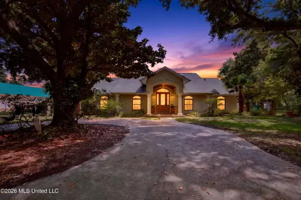 1401 Seacliffe Drive, Gautier, MS 39553