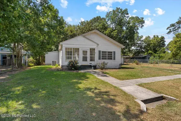 404 Dubose Street, Ellisville, MS 39437