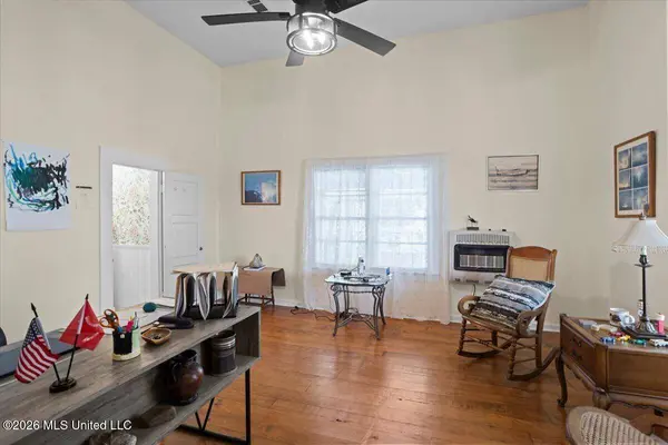 402 Dubose Street, Ellisville, MS 39437