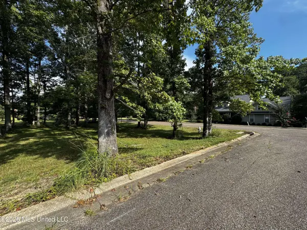 25 Briar Creek Circle, Laurel, MS 39440