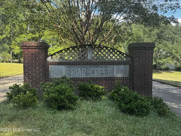 33 Briar Creek Circle, Laurel, MS 39440
