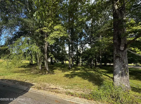 25 Briar Creek Circle, Laurel, MS 39440
