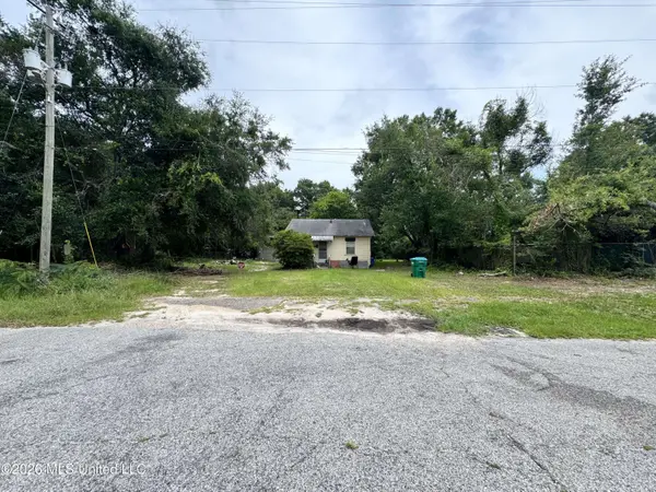 1918 Pass Road, Gulfport, MS 39501