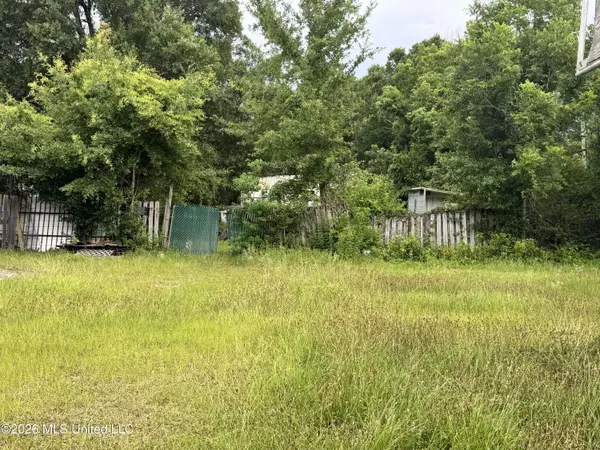 1918 Pass Road, Gulfport, MS 39501