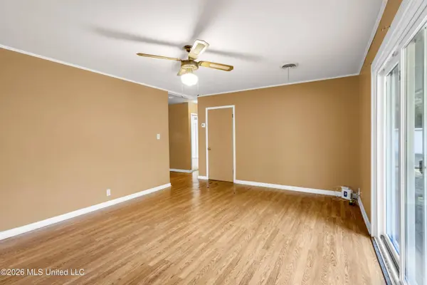 13600 Money Farm Road, Ocean Springs, MS 39564