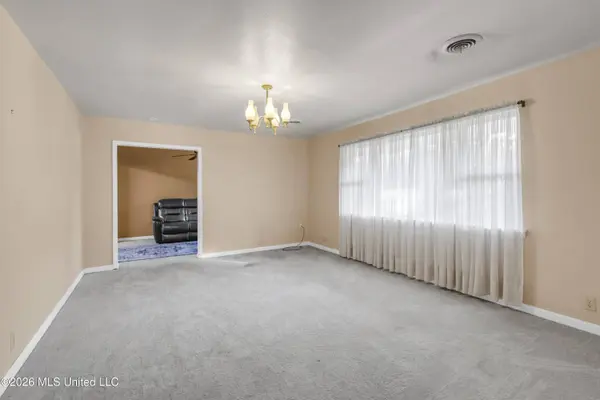 13600 Money Farm Road, Ocean Springs, MS 39564