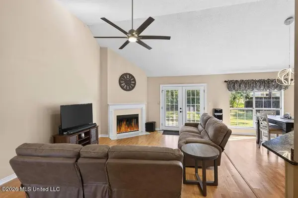 7917 Martin Bluff Road, Gautier, MS 39553