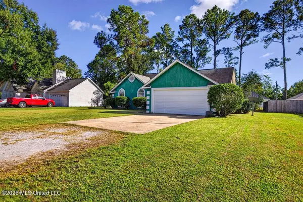 7917 Martin Bluff Road, Gautier, MS 39553