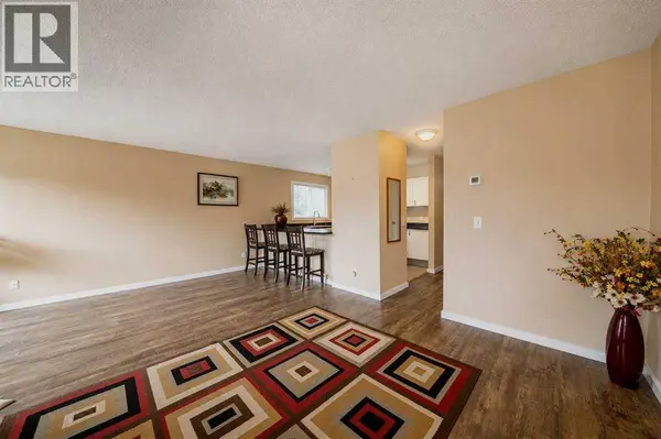40, 3745 Fonda Way SE, Calgary, AB T2A5W7