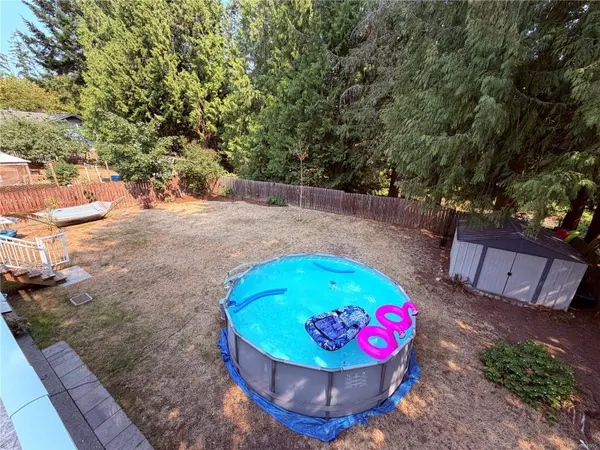 3374 Uplands Dr, Nanaimo, BC V9T 2T5