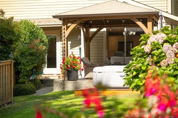 5419 Dunster Rd, Nanaimo, BC V9T 6S3