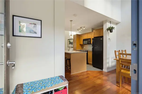 555 Franklyn St ##115, Nanaimo, BC V9R 2X9