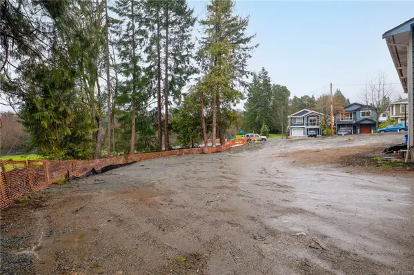 5043 Renee Pl, Nanaimo, BC V9V 1H3