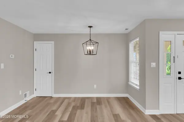 83 Tulip Lane, Freehold, NJ 07728