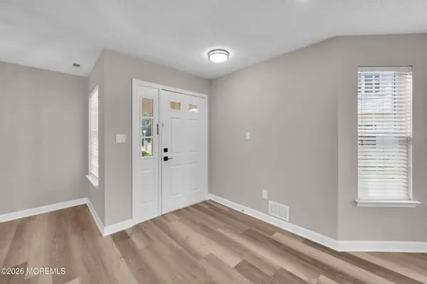 83 Tulip Lane, Freehold, NJ 07728
