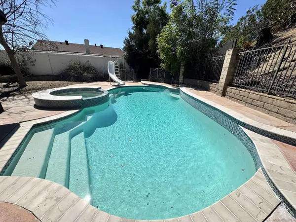1748 Bourke Place, El Cajon, CA 92021