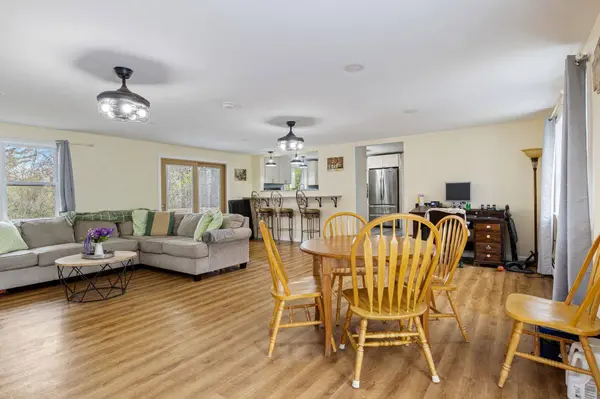 2 Marblehead RD, Windham, NH 03087