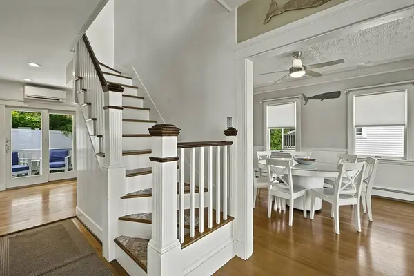 50 Floyd St, Winthrop, MA 02152