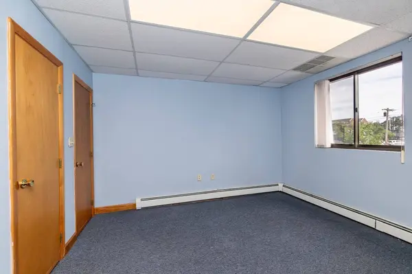 207 Hagman Rd #3H, Winthrop, MA 02152
