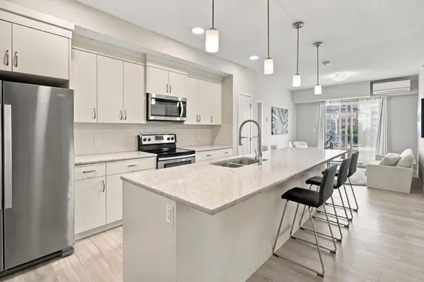20 Seton PARK SE #414