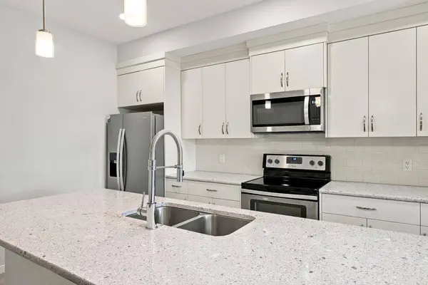 20 Seton PARK SE #414, Calgary, AB T3M 2V4