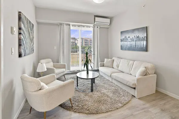 20 Seton PARK SE #414, Calgary, AB T3M 2V4
