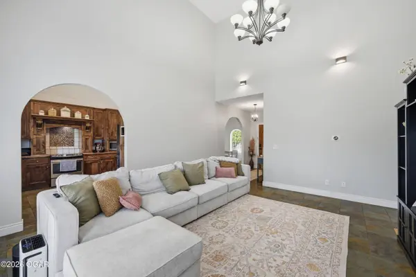 2719 N Park Avenue, Joplin, MO 64801
