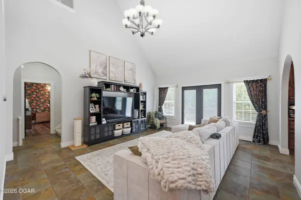 2719 N Park Avenue, Joplin, MO 64801