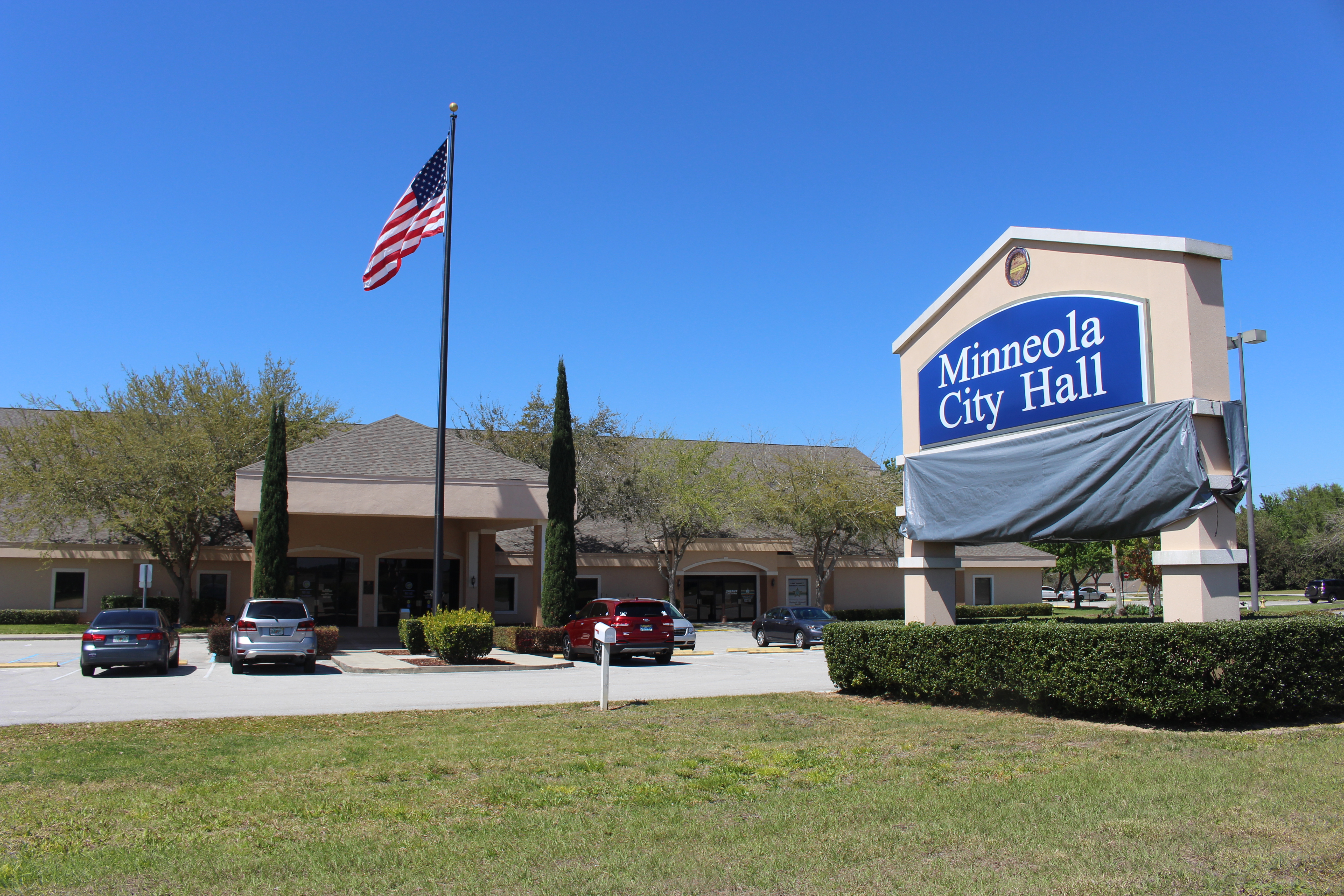 Minneola_City_Hall