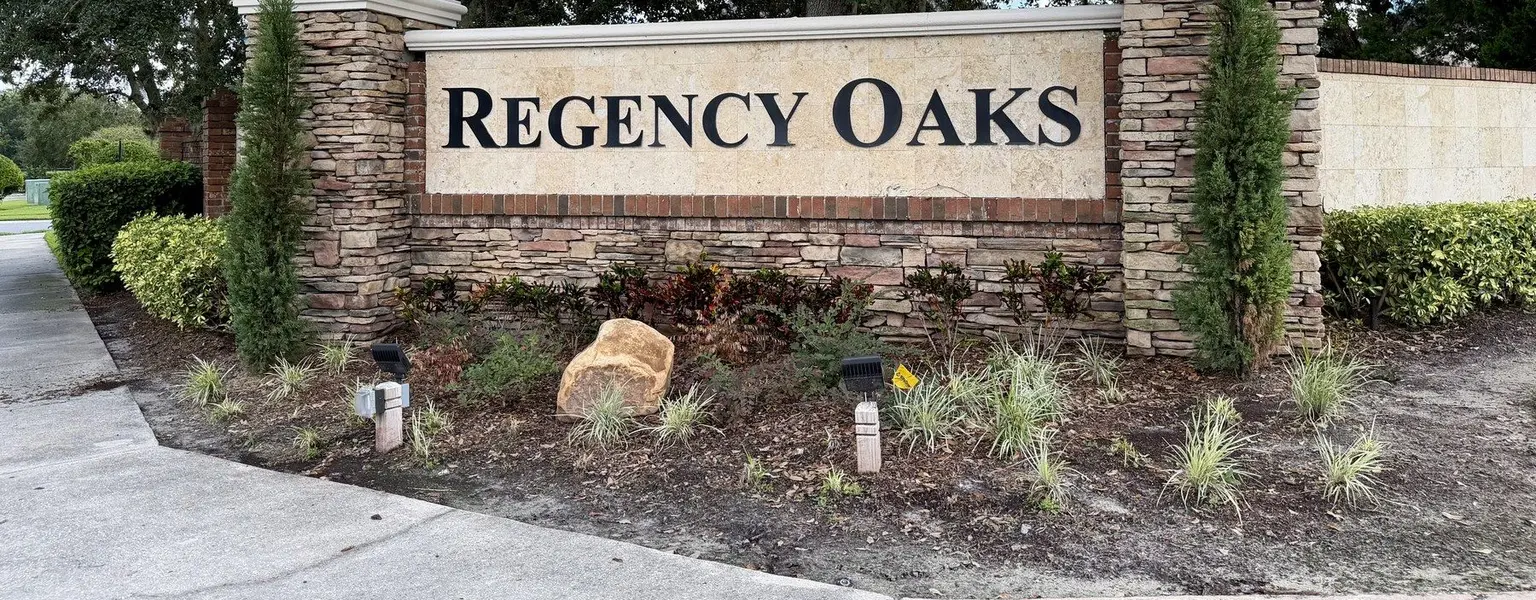 Regency Oaks
