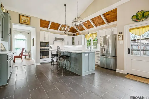 409 Woodgate Blvd, Baton Rouge, LA 70808