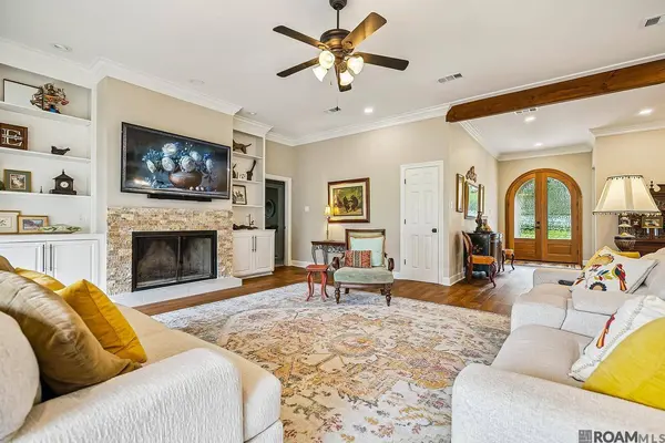 409 Woodgate Blvd, Baton Rouge, LA 70808