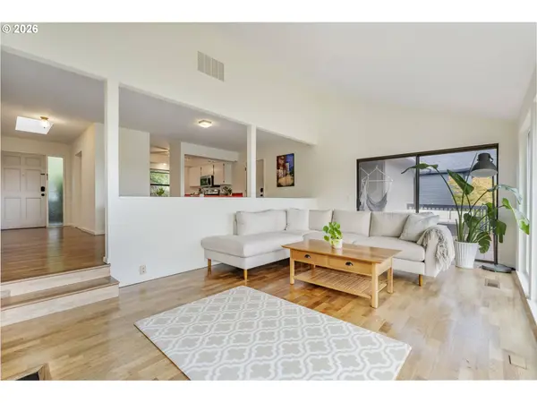 7 HIDALGO ST, Lake Oswego, OR 97035