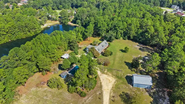 5181 Fame Ln, Fayetteville, NC 28306-9659