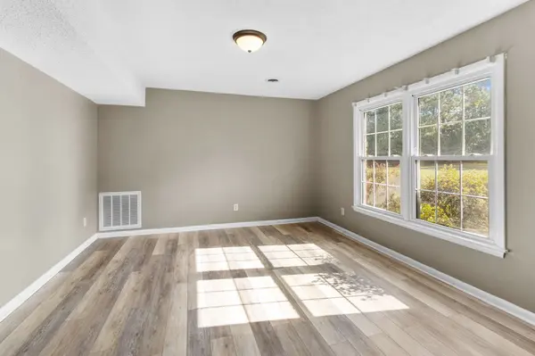 5181 Fame Ln, Fayetteville, NC 28306-9659