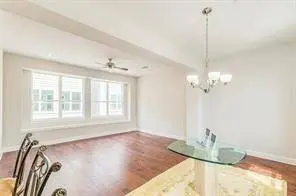 728 Link RD, Houston, TX 77009