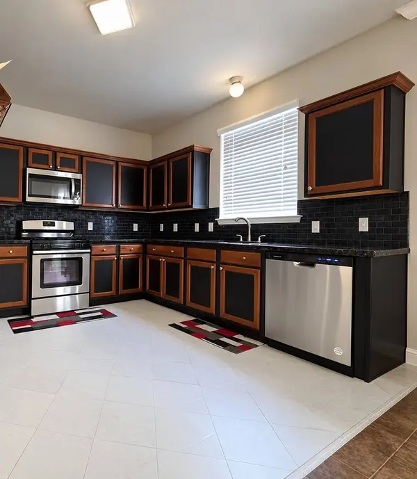 8007 Montague Manor LN, Houston, TX 77072