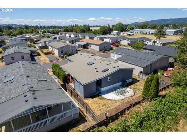 1000 S MCKERN CT #82, Newberg, OR 97132