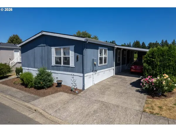1000 S MCKERN CT #82, Newberg, OR 97132