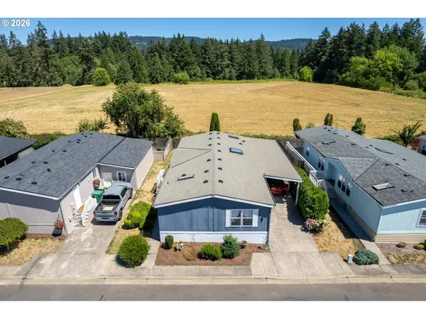 1000 S MCKERN CT #82, Newberg, OR 97132