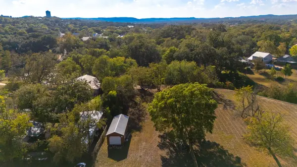 322 S Main St, Boerne, TX 78006-2336