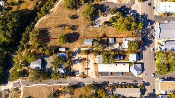 322 S Main St, Boerne, TX 78006-2336