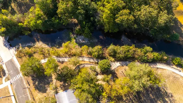322 S Main St, Boerne, TX 78006-2336