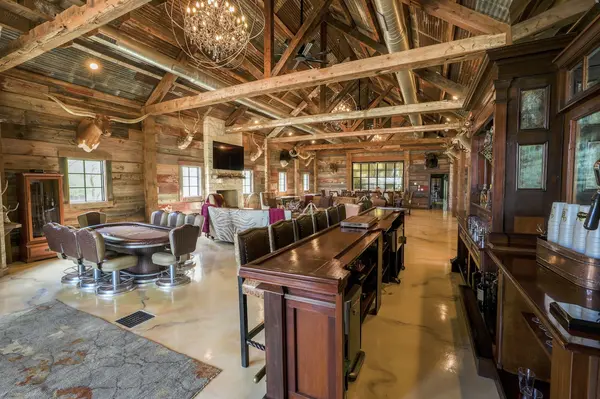 222 El Parisio, Bandera, TX 78003-6082