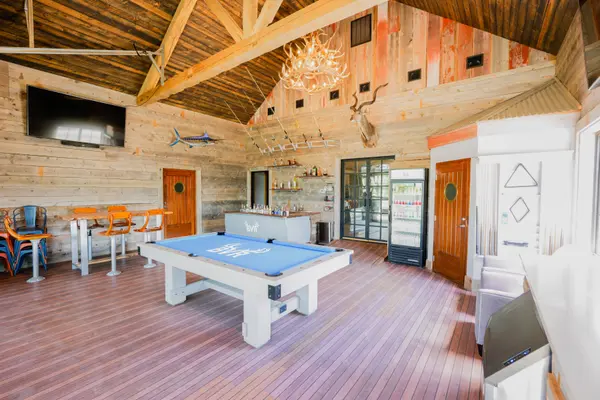 222 El Parisio, Bandera, TX 78003-6082